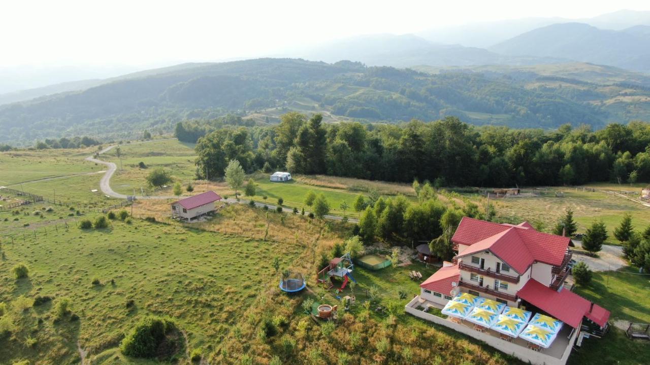 Pensiune Runcu Stone Exterior photo